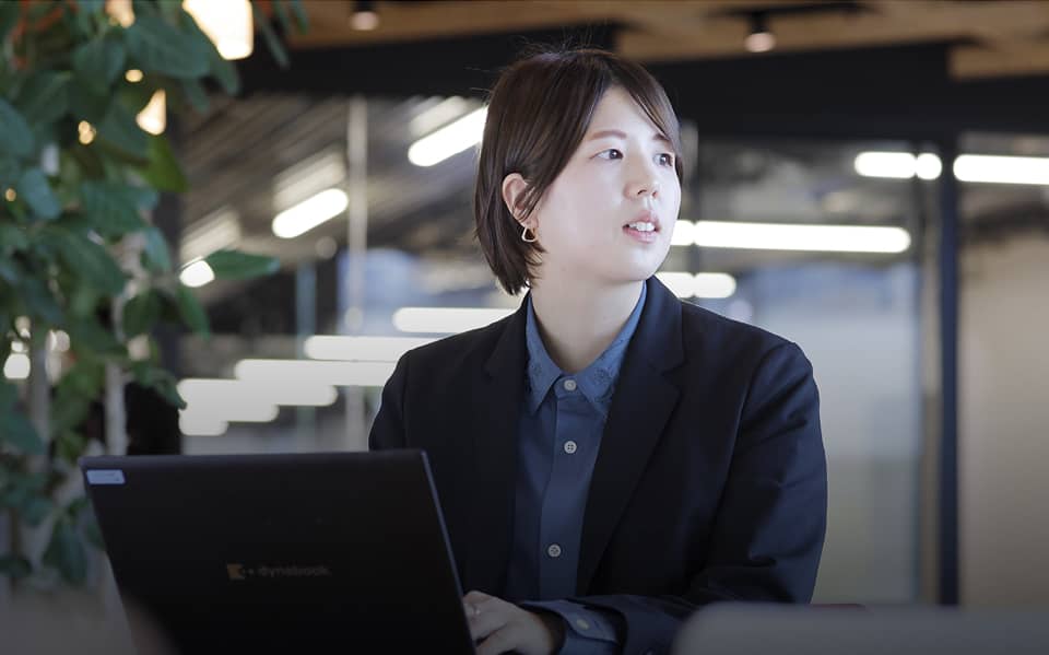 先輩社員インタビュー